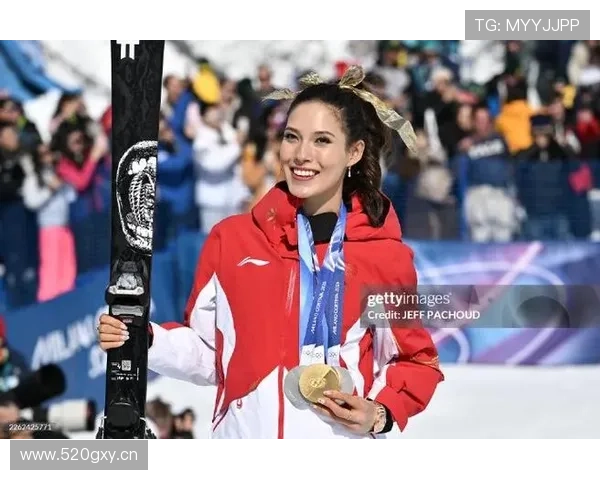 谷爱凌家的冰箱贴都是金牌做的？